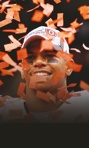 Lawmakers want Ohio State’s 2010 football season restored